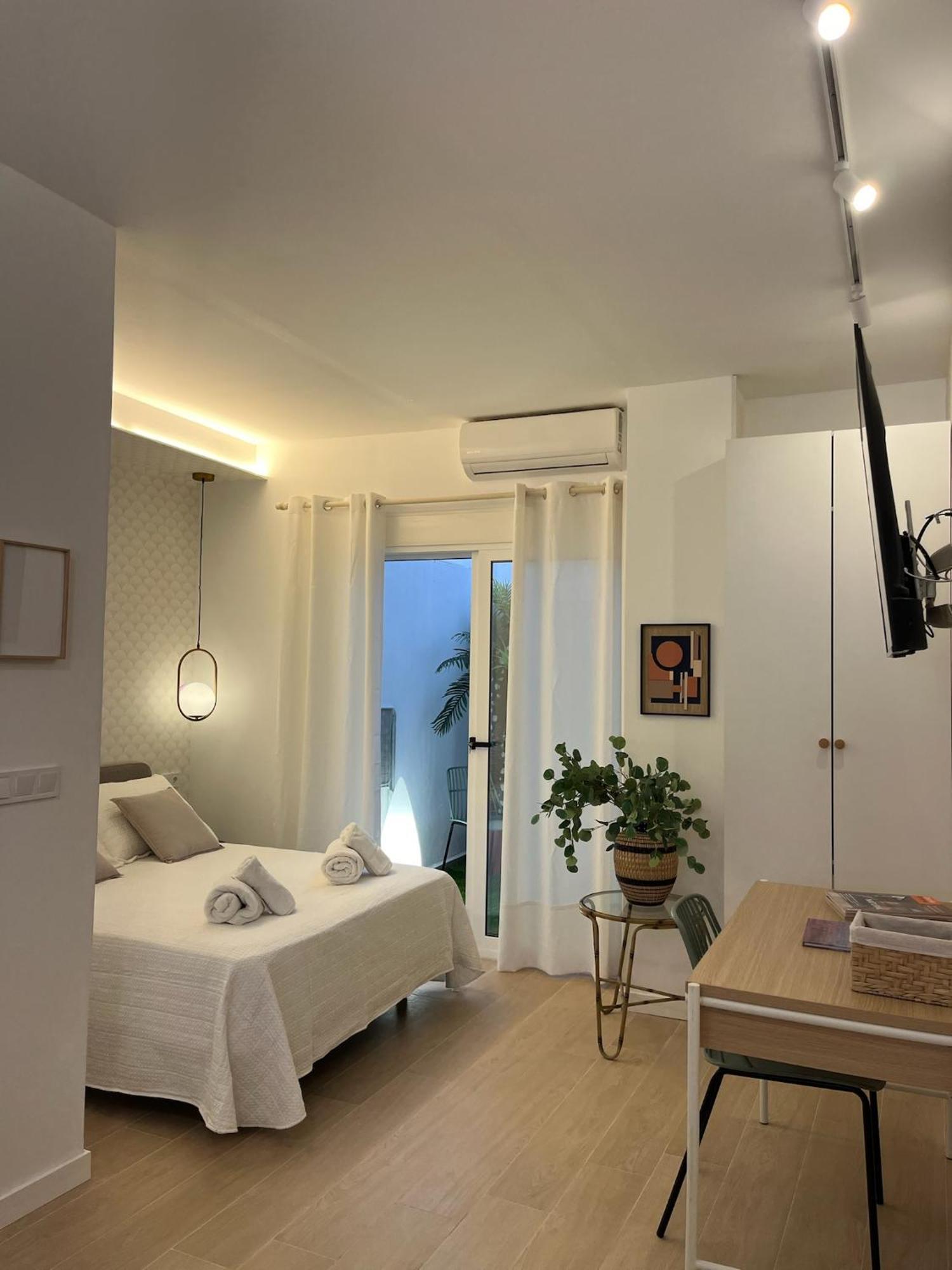 Loft Con Wifi Lavadora Secadora Cama Agradable Muy Proximo Valencia Apartment ภายนอก รูปภาพ